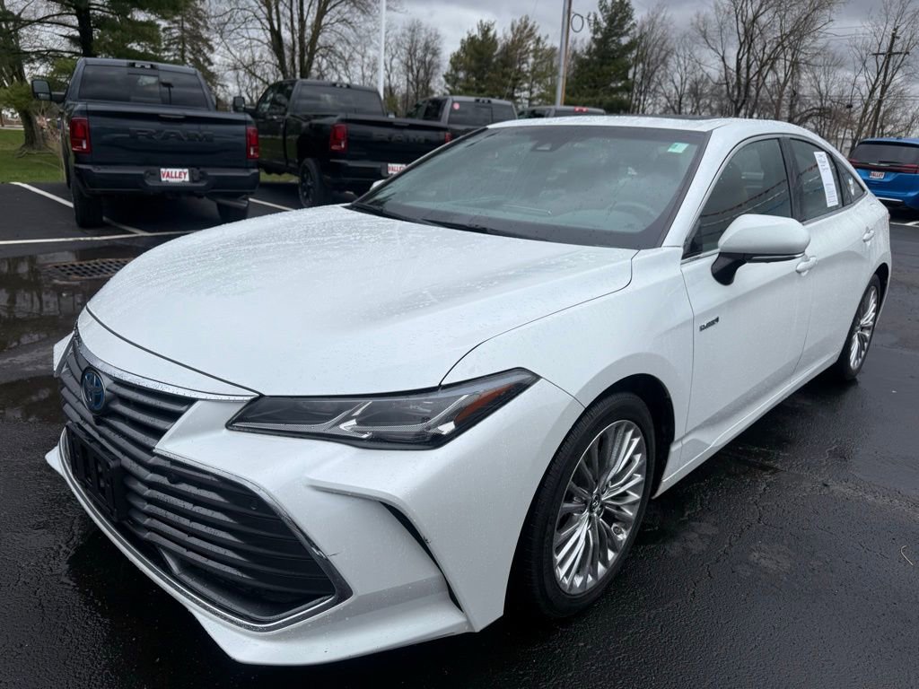 Used 2019 Toyota Avalon Limited w/ Advanced Safety Package image 7
