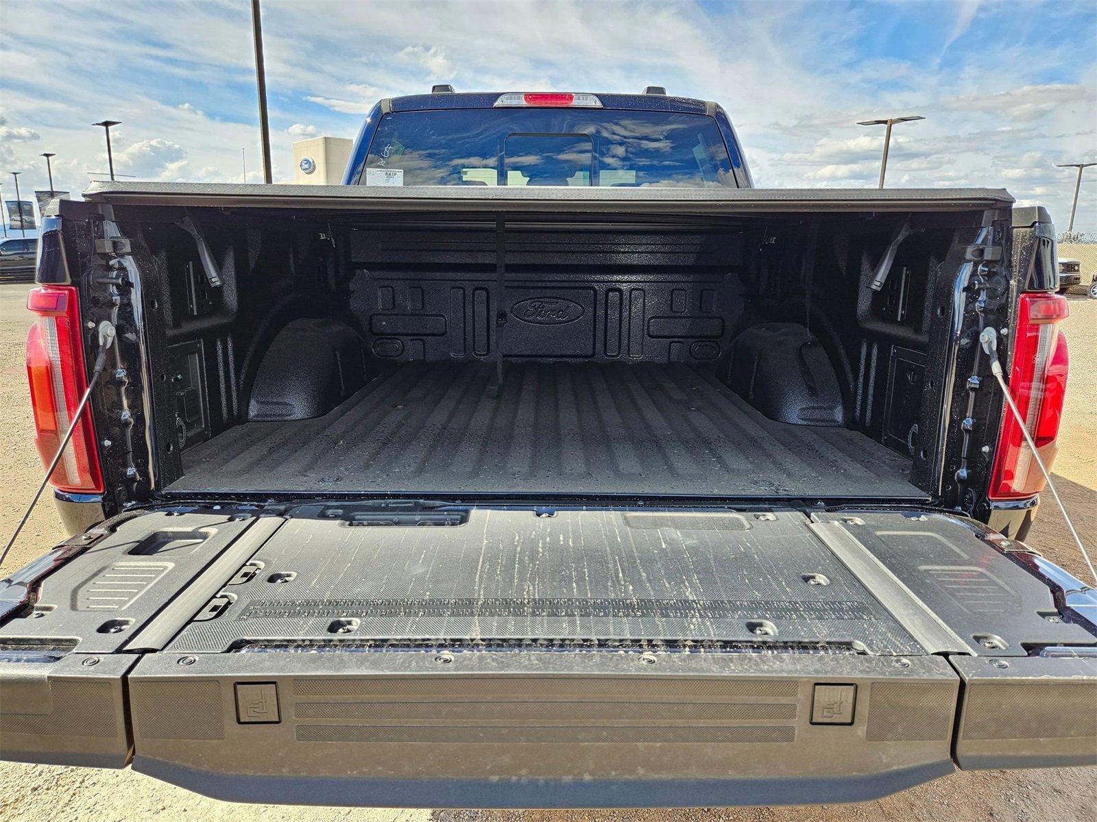 New 2025 Ford F150 Lariat w/ Equipment Group 501A Mid image 7