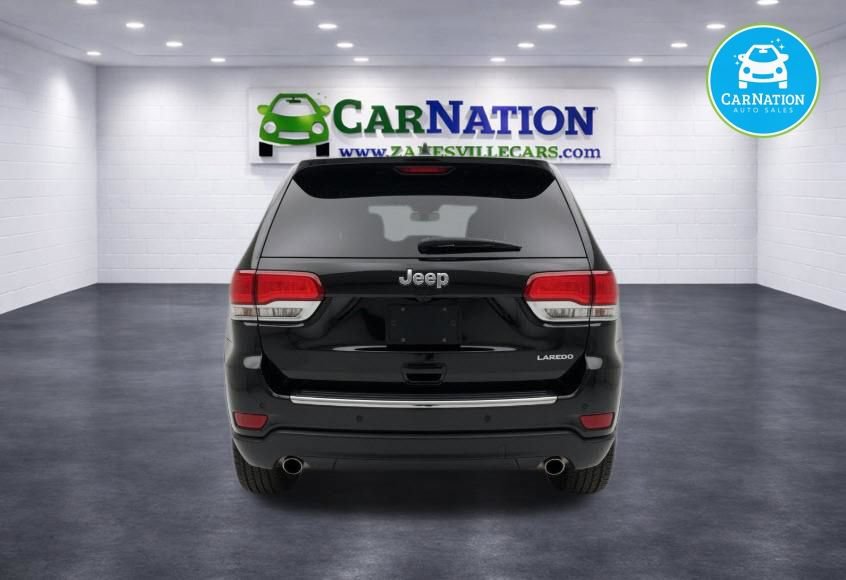 Used 2018 Jeep Grand Cherokee Laredo AWD/4WD image 5