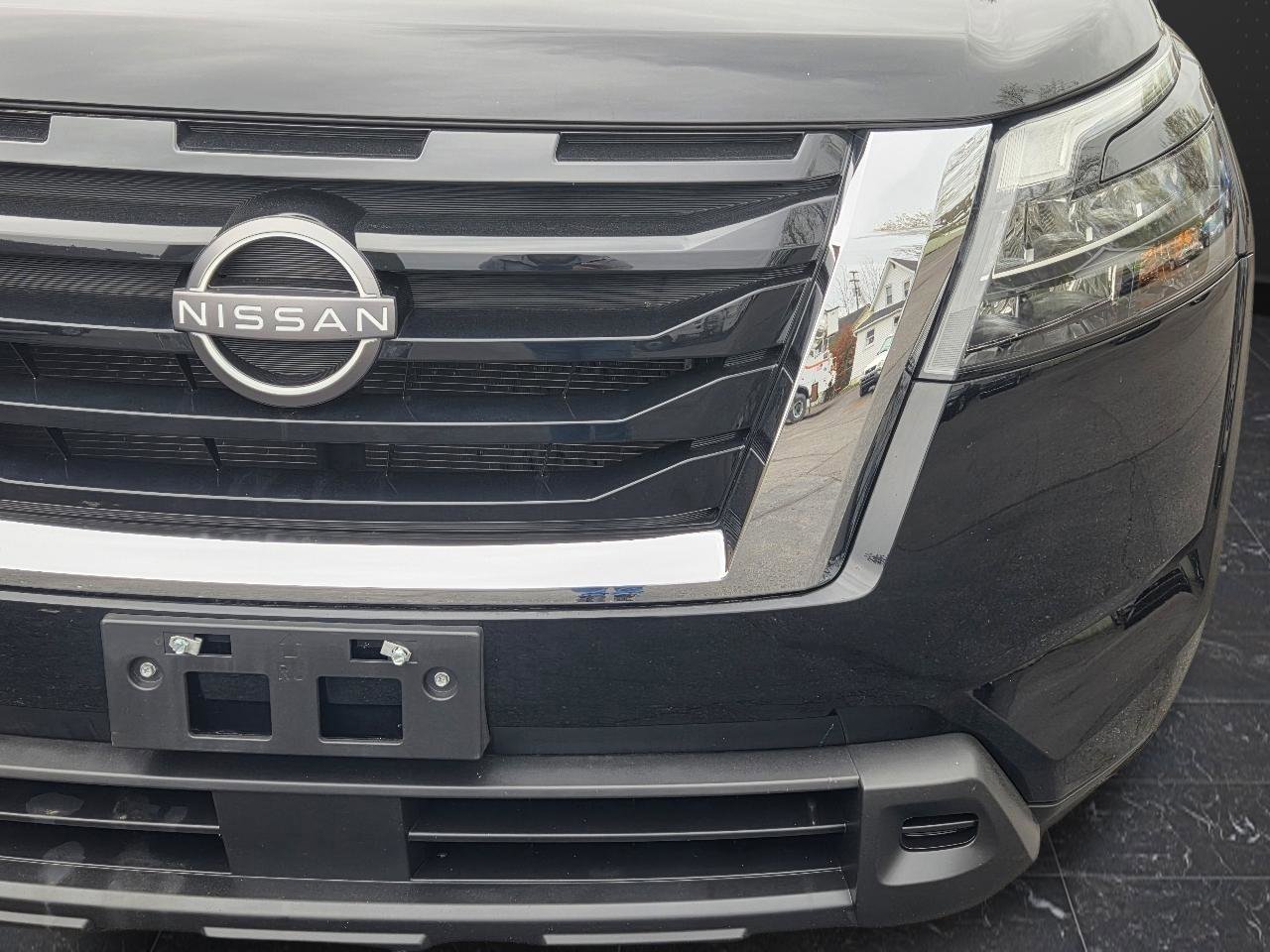 Used 2023 Nissan Pathfinder S AWD/4WD image 28