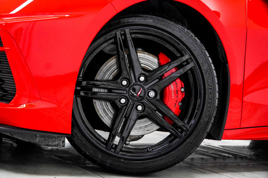 Used 2024 Chevrolet Corvette Stingray Premium Cpe w/ Z51 Performance Package RWD image 7