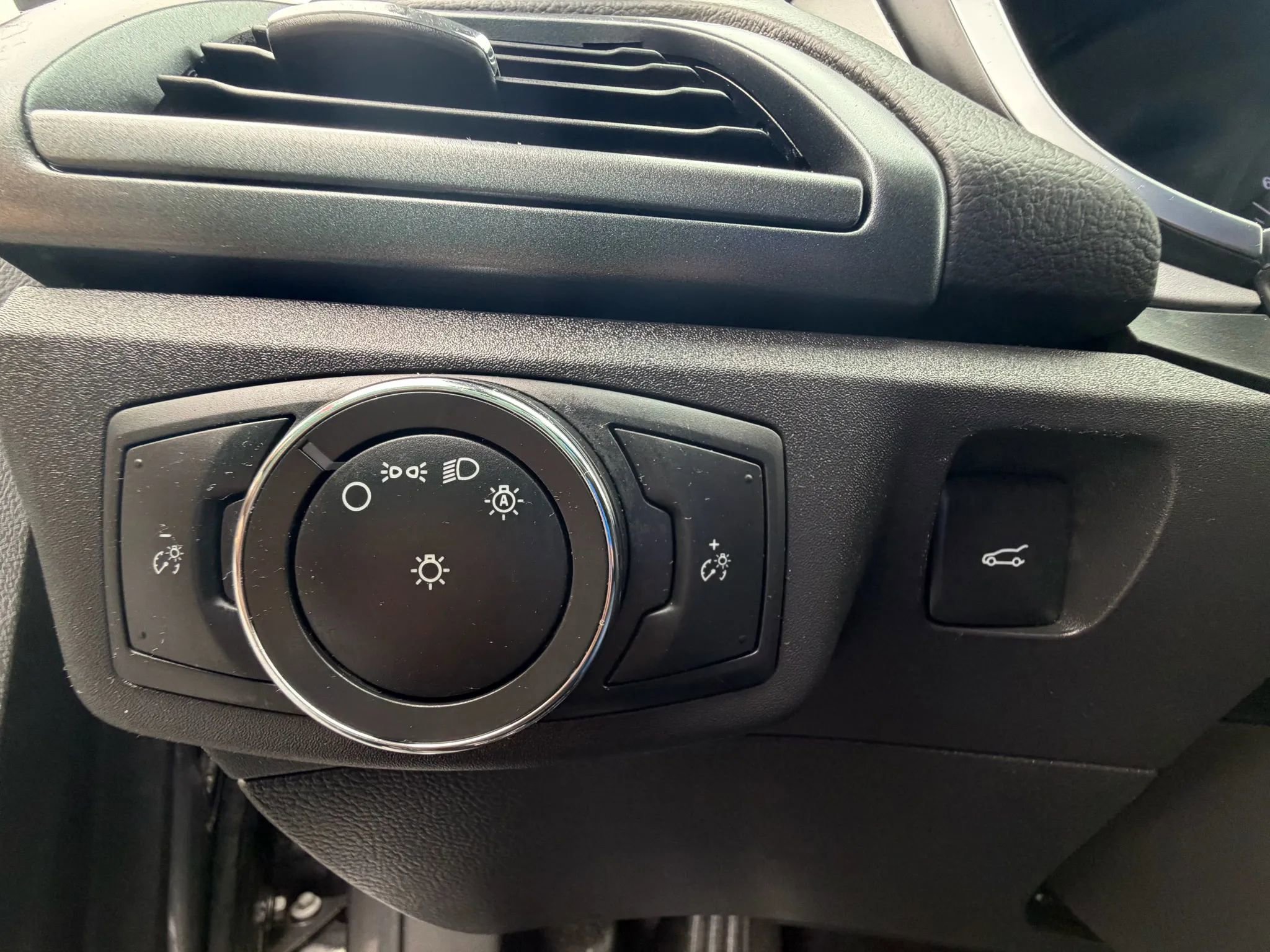 Used 2013 Ford Fusion SE image 20