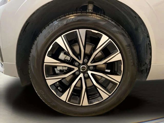 Used 2025 Volvo XC60 B5 Core AWD/4WD image 97