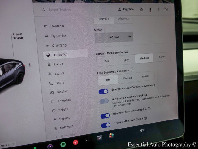 Used 2021 Tesla Model 3 Performance image 30
