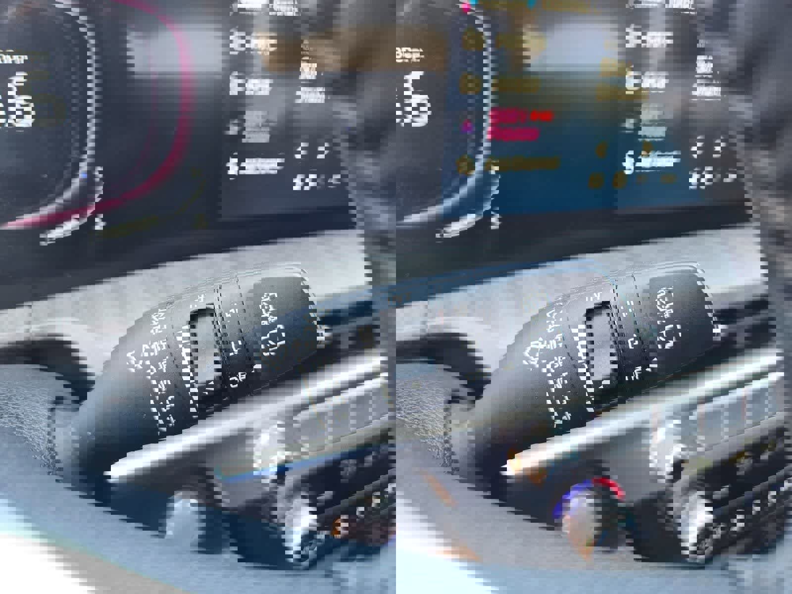 Used 2023 Kia Telluride EX w/ EX Captain's Chair Package image 25