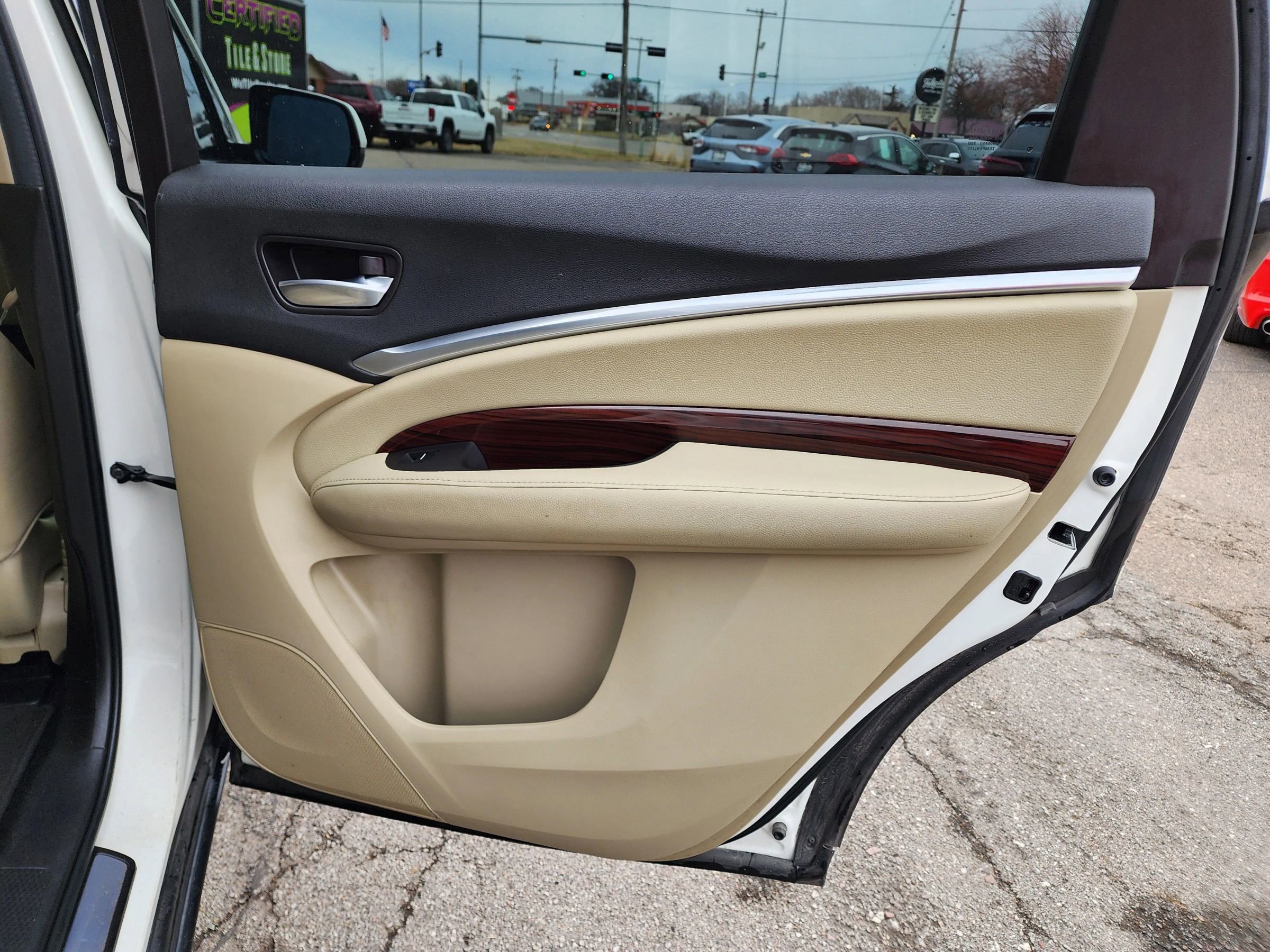 Used 2016 Acura MDX FWD image 10