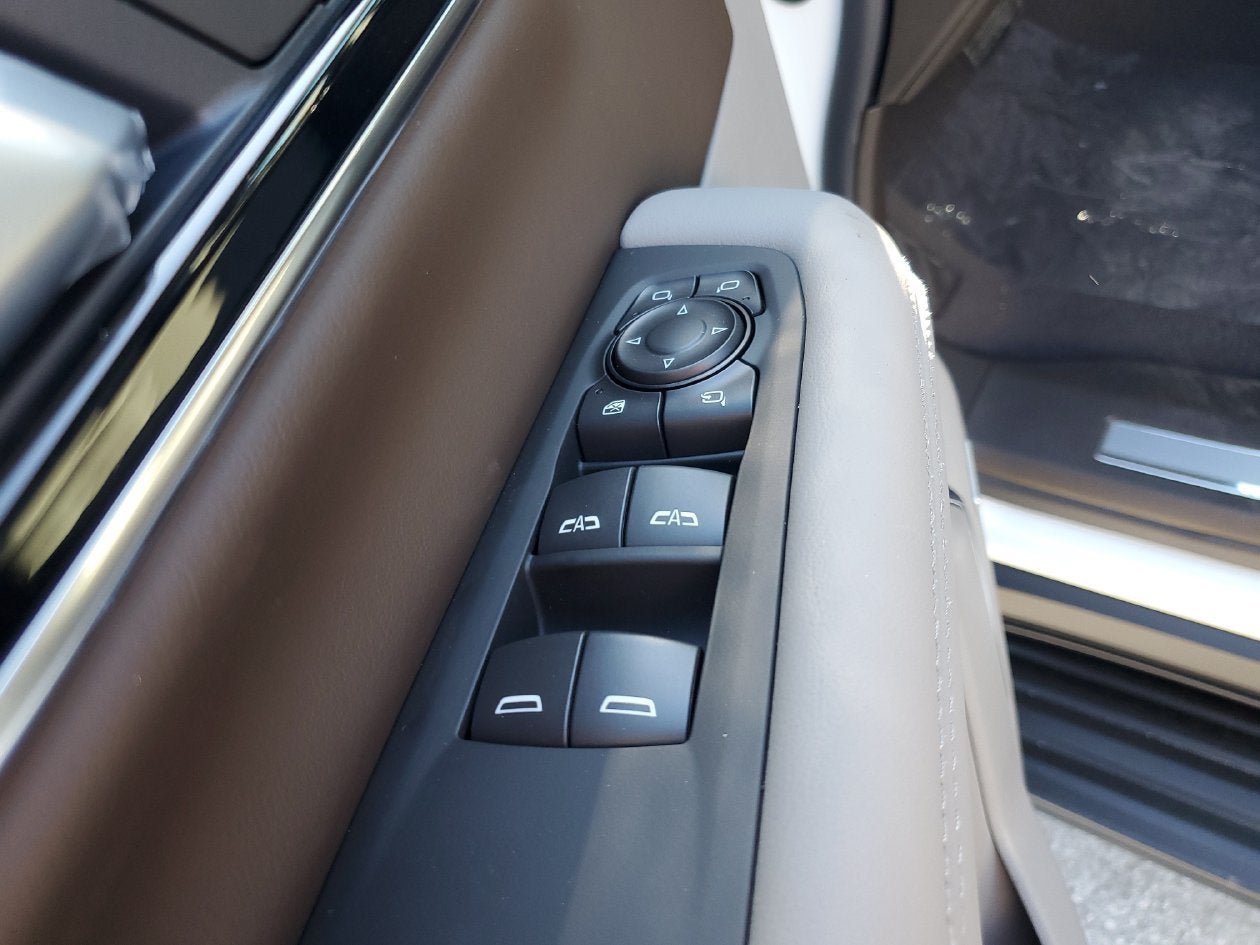 New 2027 GMC Yukon XL Elevation w/ Elevation Preferred Package RWD image 18