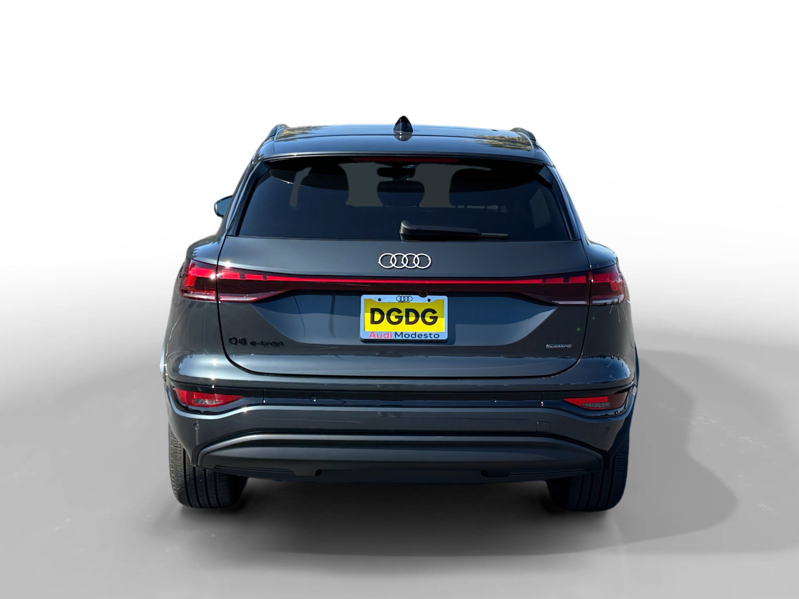 New 2027 Audi Q6 e-tron Premium AWD/4WD image 4