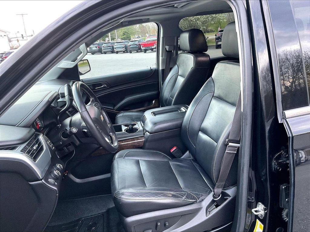 Used 2017 Chevrolet Tahoe LT w/ Z71 Midnight Edition AWD/4WD image 10