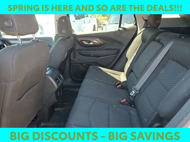 Used 2020 GMC Terrain SLE w/ Driver Convenience Package image 9