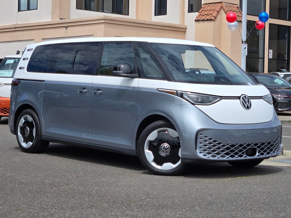 New 2025 Volkswagen ID. Buzz Pro S RWD image 2