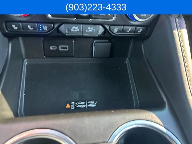Used 2024 GMC Yukon AT4 w/ Technology Package AWD/4WD image 22