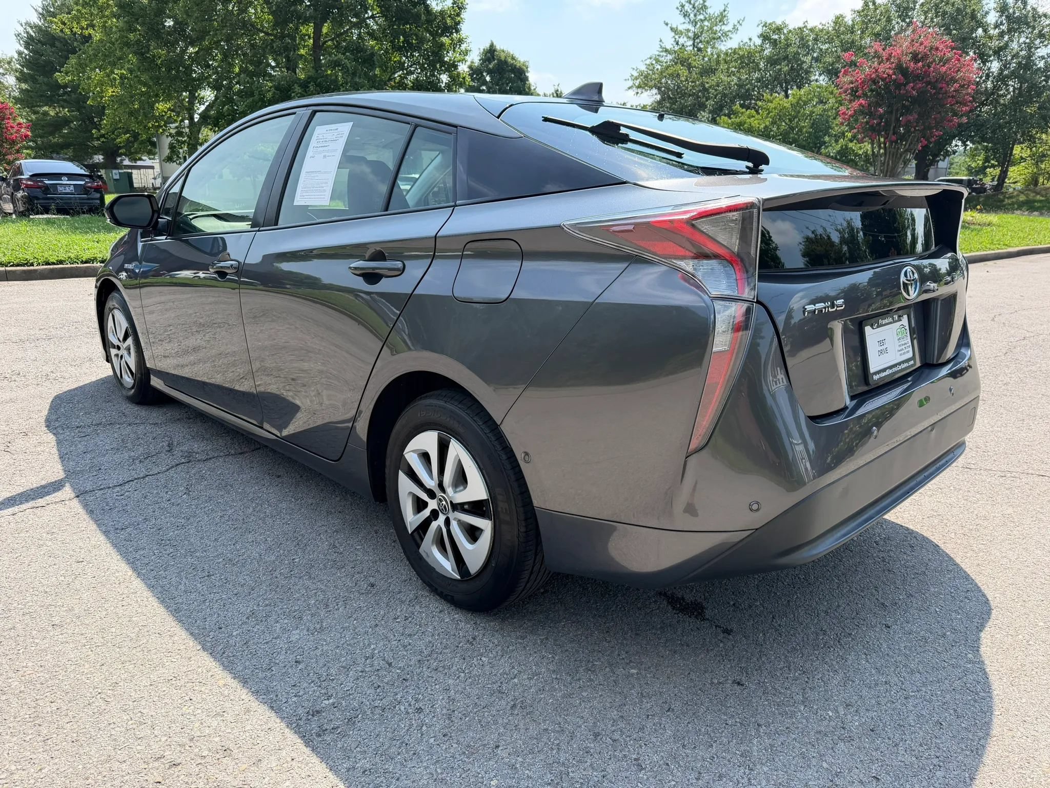 Used 2018 Toyota Prius Two w/ Prius Two Safety Plus Package FWD image 6