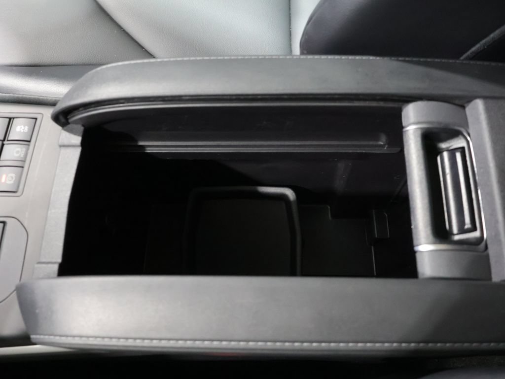 Certified 2024 Toyota Highlander XLE AWD/4WD image 30