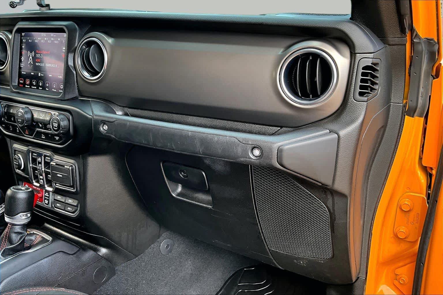 Used 2021 Jeep Gladiator Rubicon AWD/4WD image 18