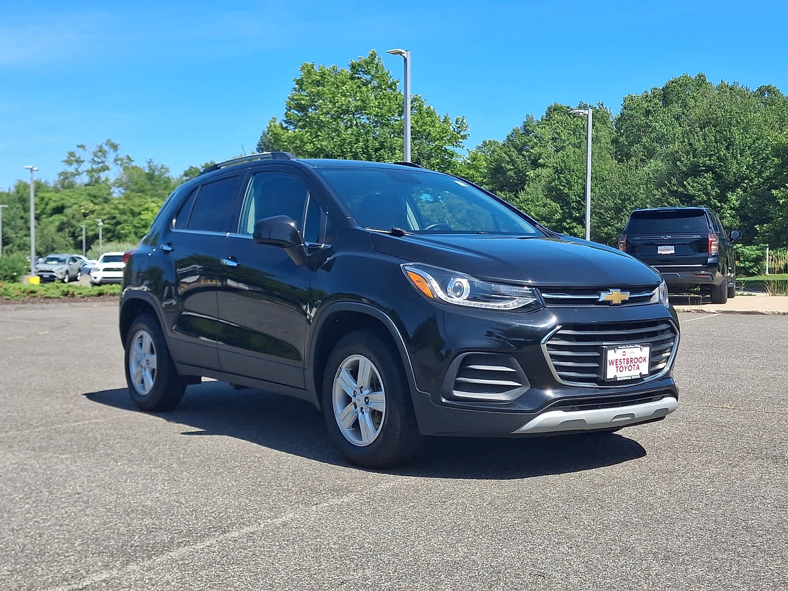 Used 2020 Chevrolet Trax LT w/ LT Convenience Package AWD/4WD image 4