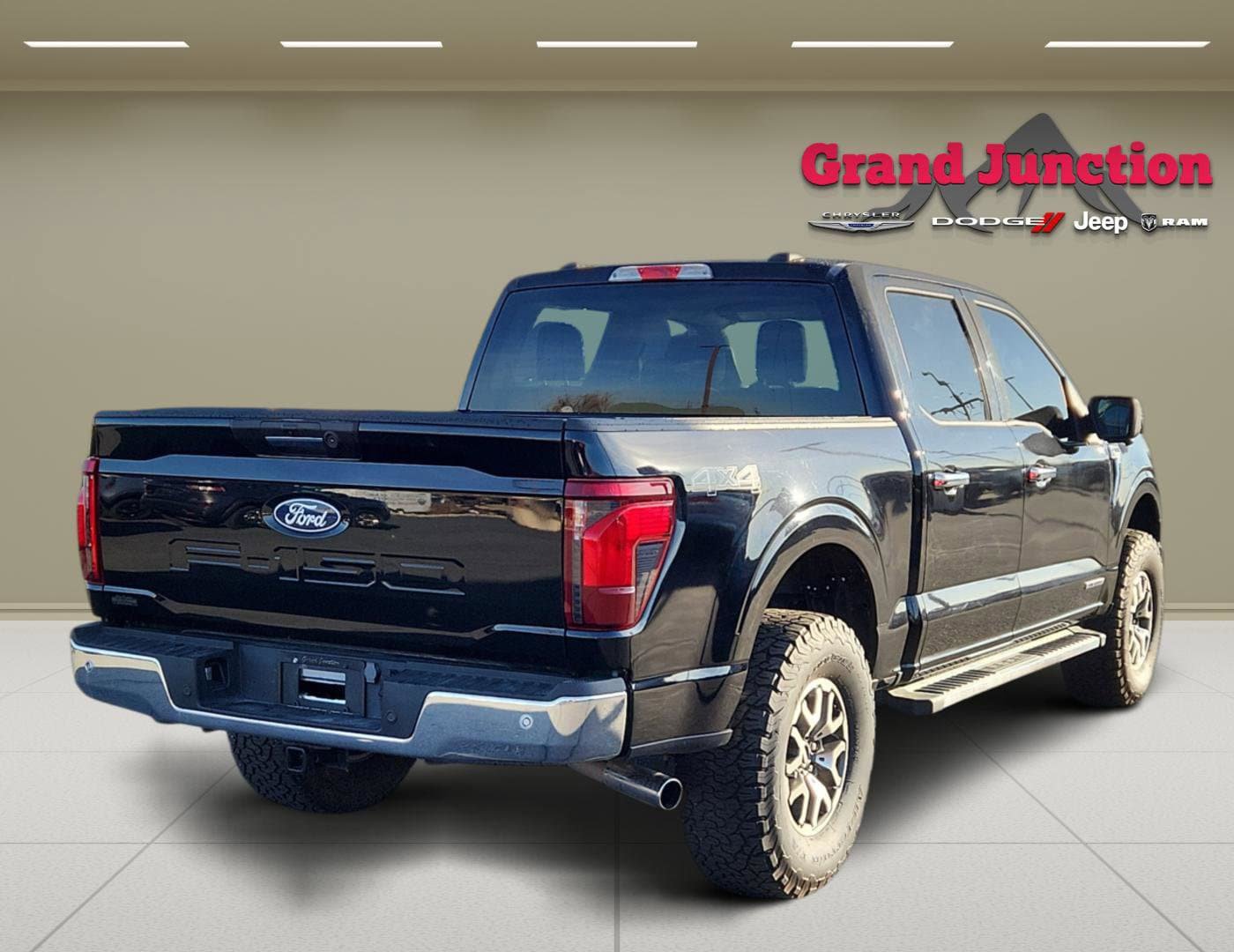 Used 2024 Ford F150 XLT w/ Mobile Office Package AWD/4WD image 4