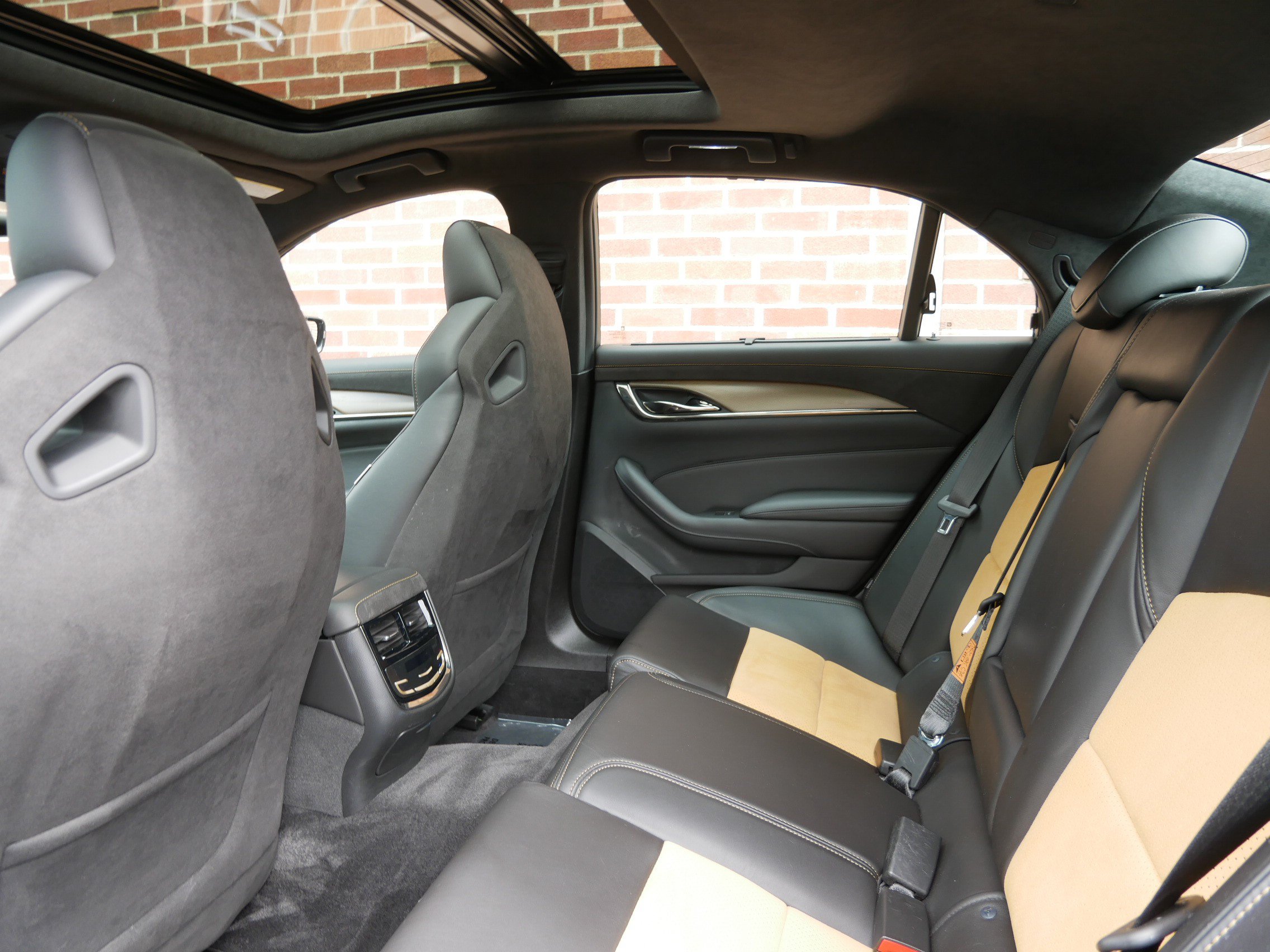 Used 2016 Cadillac CTS V w/ Luxury Package RWD image 10