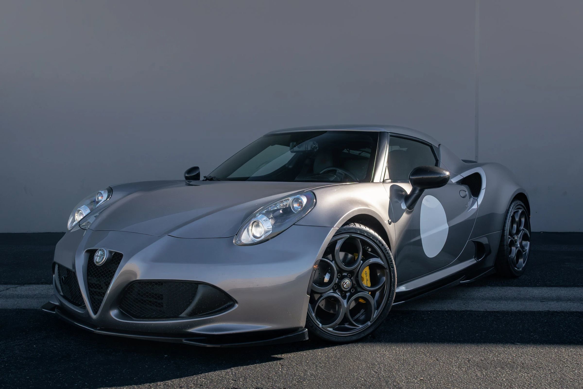Used 2015 Alfa Romeo 4C Coupe w/ Leather Interior Group image 1