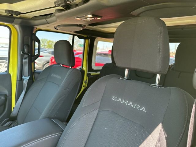 Used 2022 Jeep Wrangler Unlimited Sahara w/ Cold Weather Group image 15