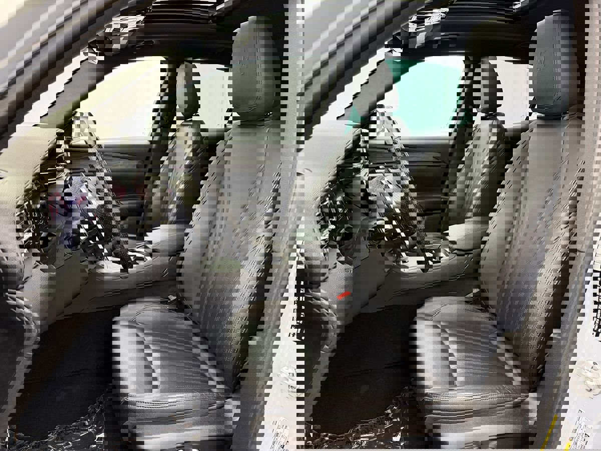 Used 2024 Maserati Grecale Modena image 9