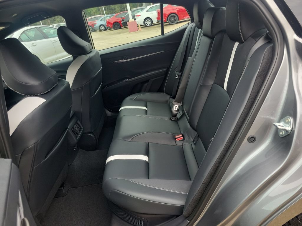 Used 2026 Toyota Camry SE w/ Multimedia Upgrade Package FWD image 24