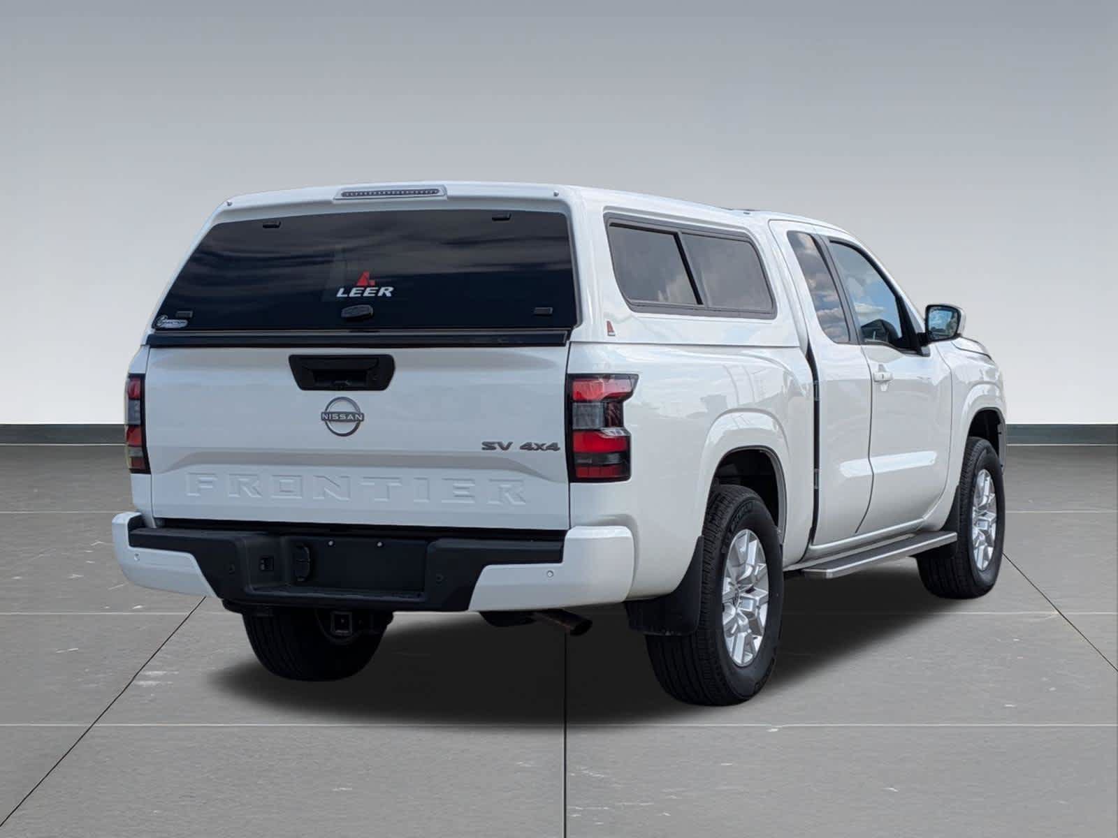 Used 2024 Nissan Frontier SV w/ SV Convenience Package AWD/4WD image 6