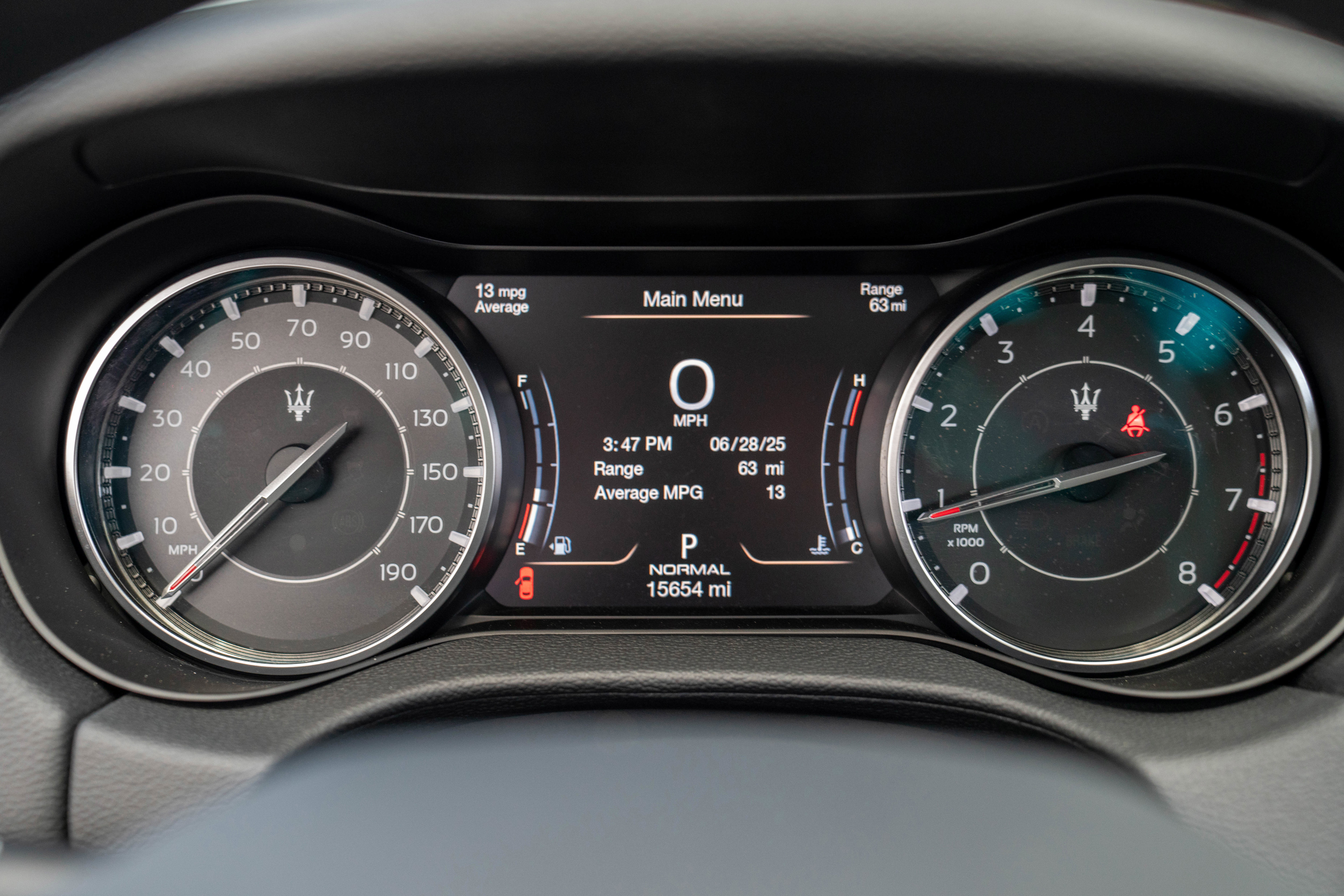 Used 2022 Maserati Ghibli Modena image 11