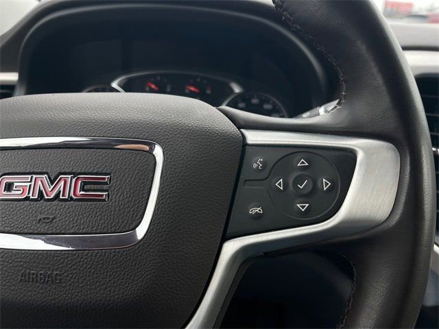 Used 2023 GMC Acadia SLT image 15