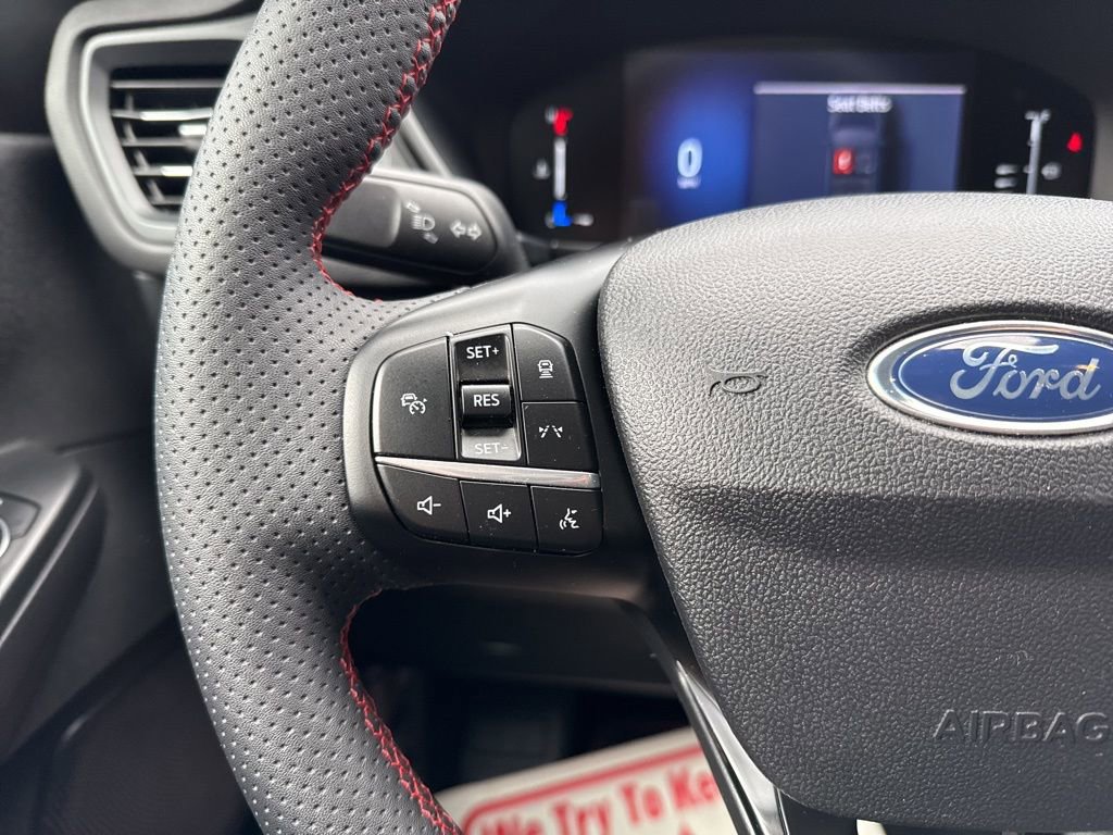 Used 2023 Ford Escape ST-Line w/ Tech Pack #1 image 17