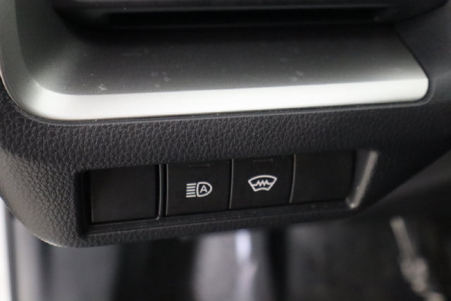Used 2026 Toyota Prius LE FWD image 22