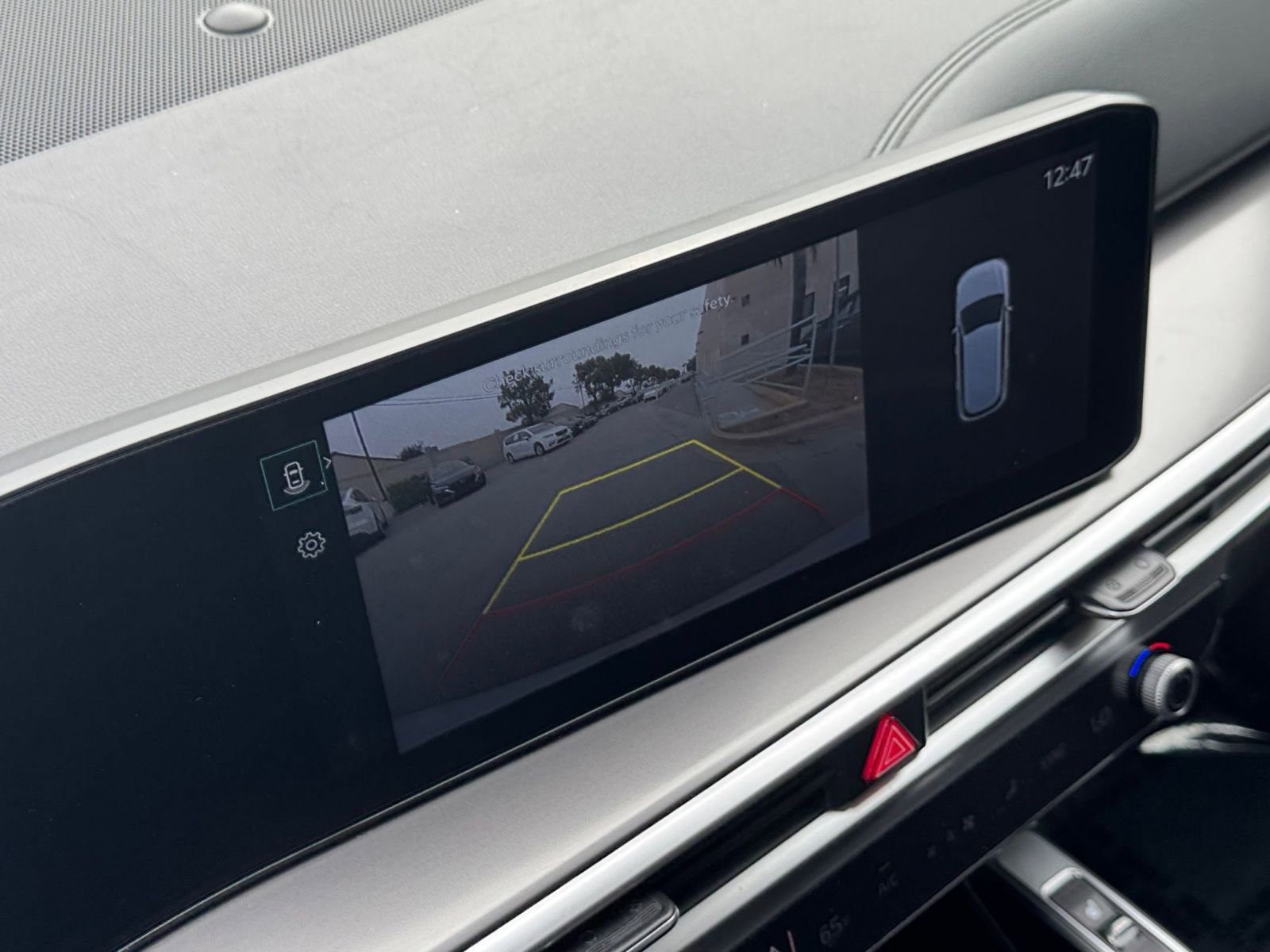 Used 2024 Kia Sorento S image 17