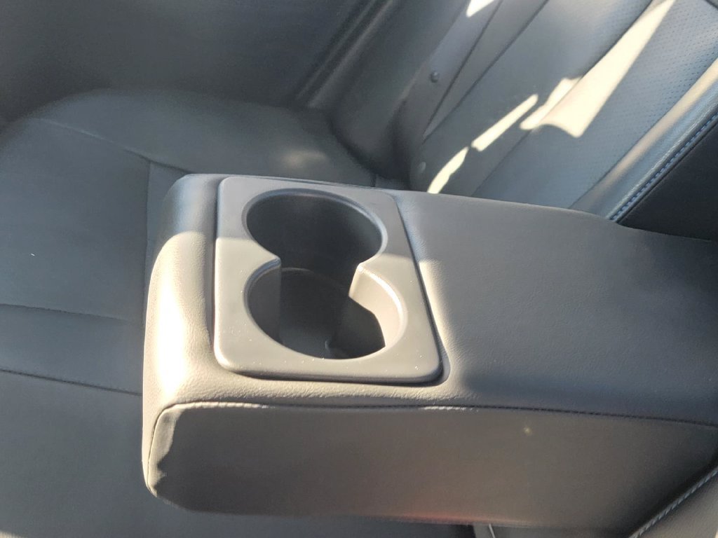 Used 2016 Nissan Sentra SR w/ SR Premium Package FWD image 32