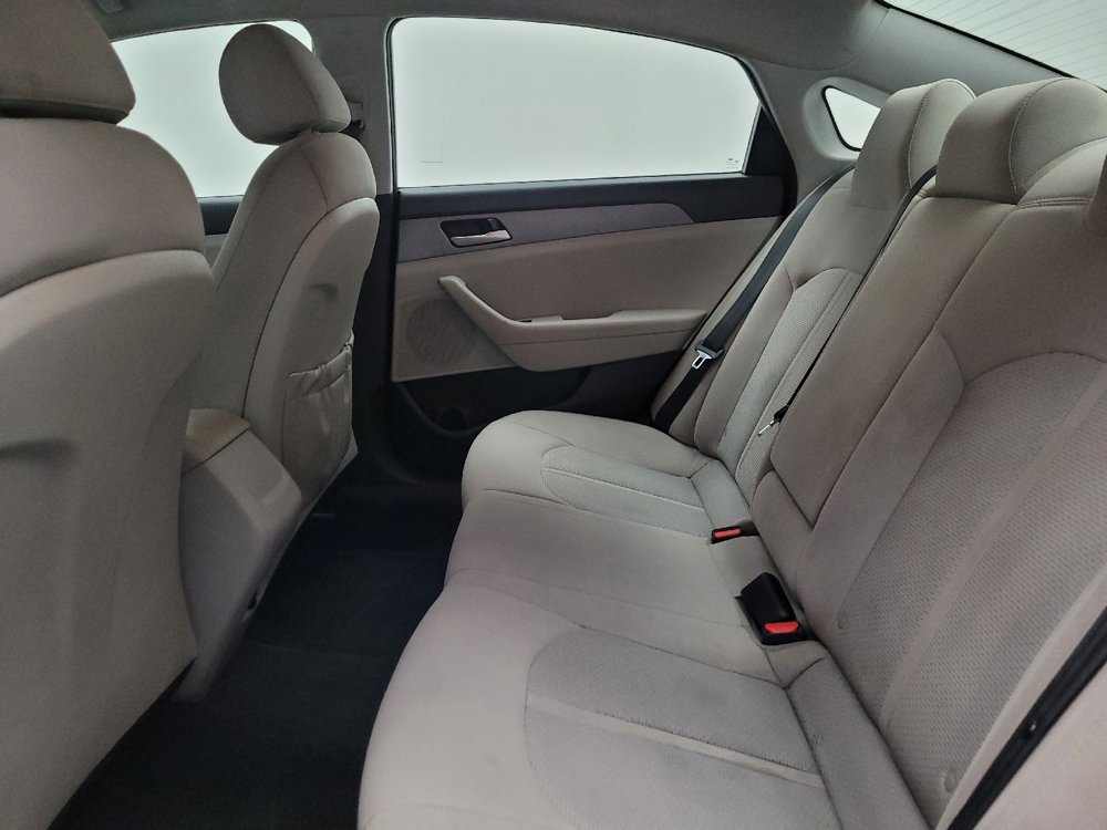 Used 2019 Hyundai Sonata SE image 18