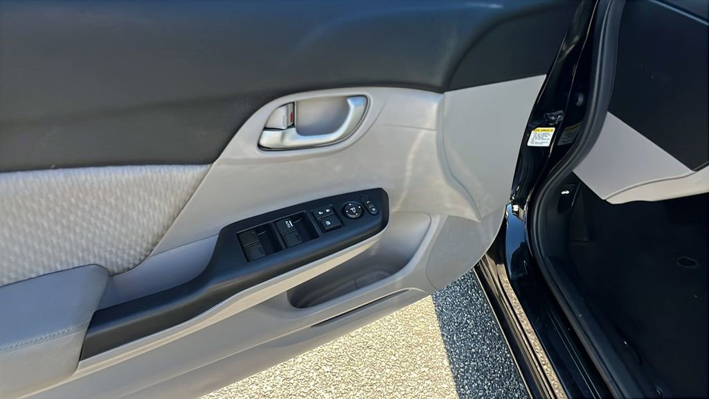 Used 2014 Honda Civic LX image 12