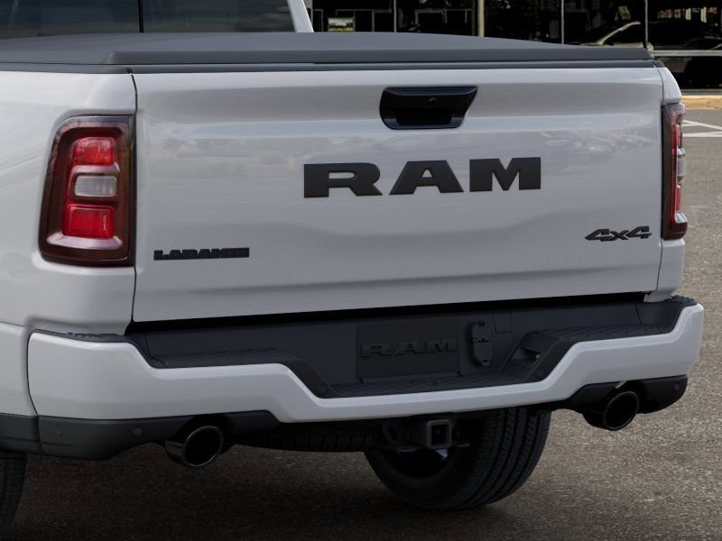 New 2026 RAM 1500 Laramie AWD/4WD image 13