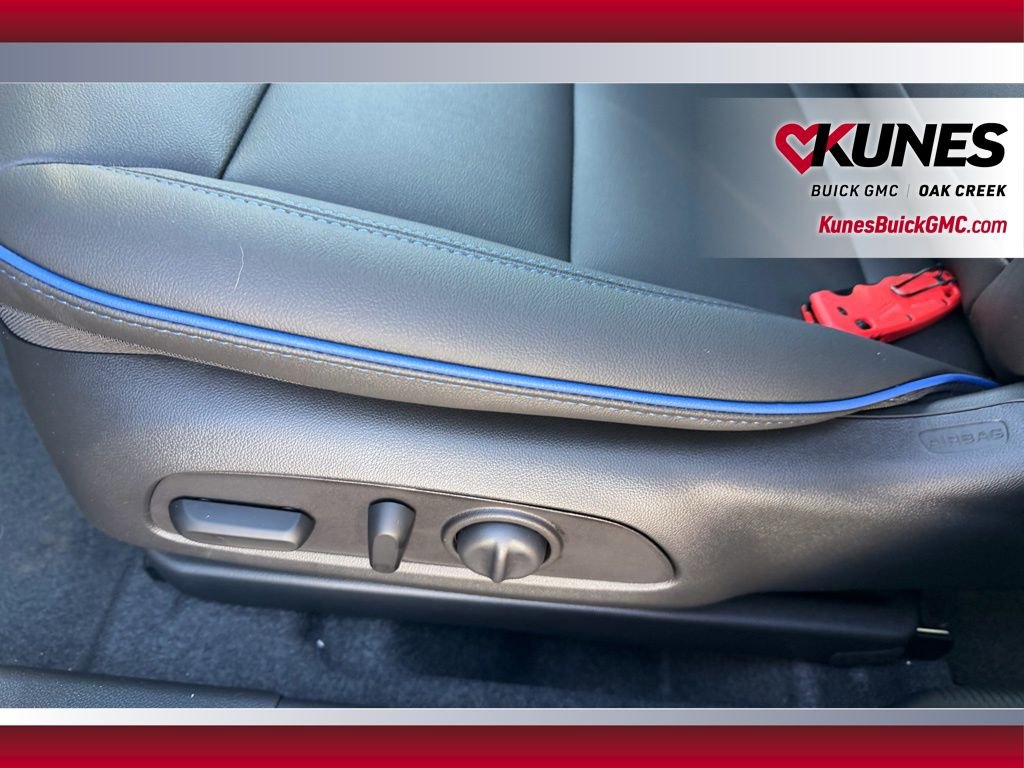 New 2026 Buick Envista Sport Touring w/ Convenience I Package FWD image 8