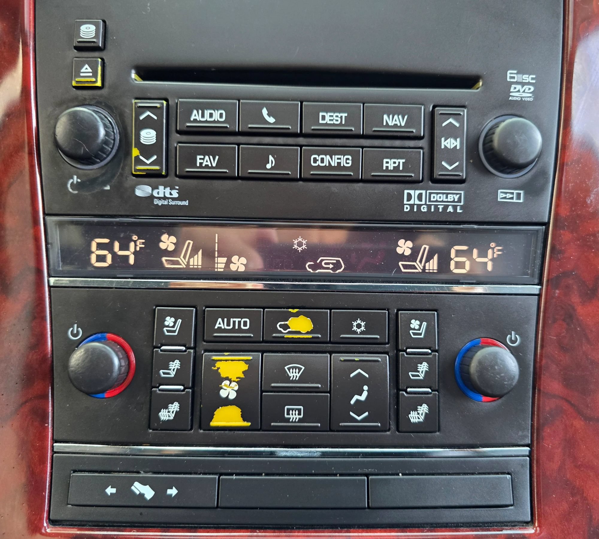 Used 2010 Cadillac Escalade EXT Luxury AWD/4WD image 34