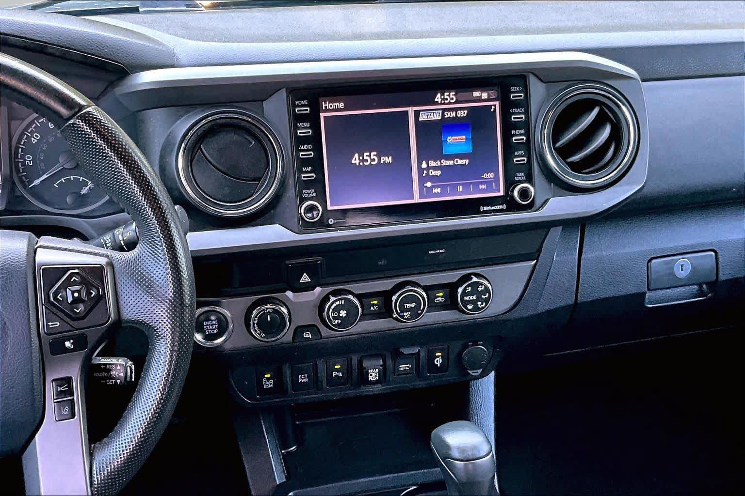 Used 2020 Toyota Tacoma TRD Off-Road w/ Technology Package AWD/4WD image 7