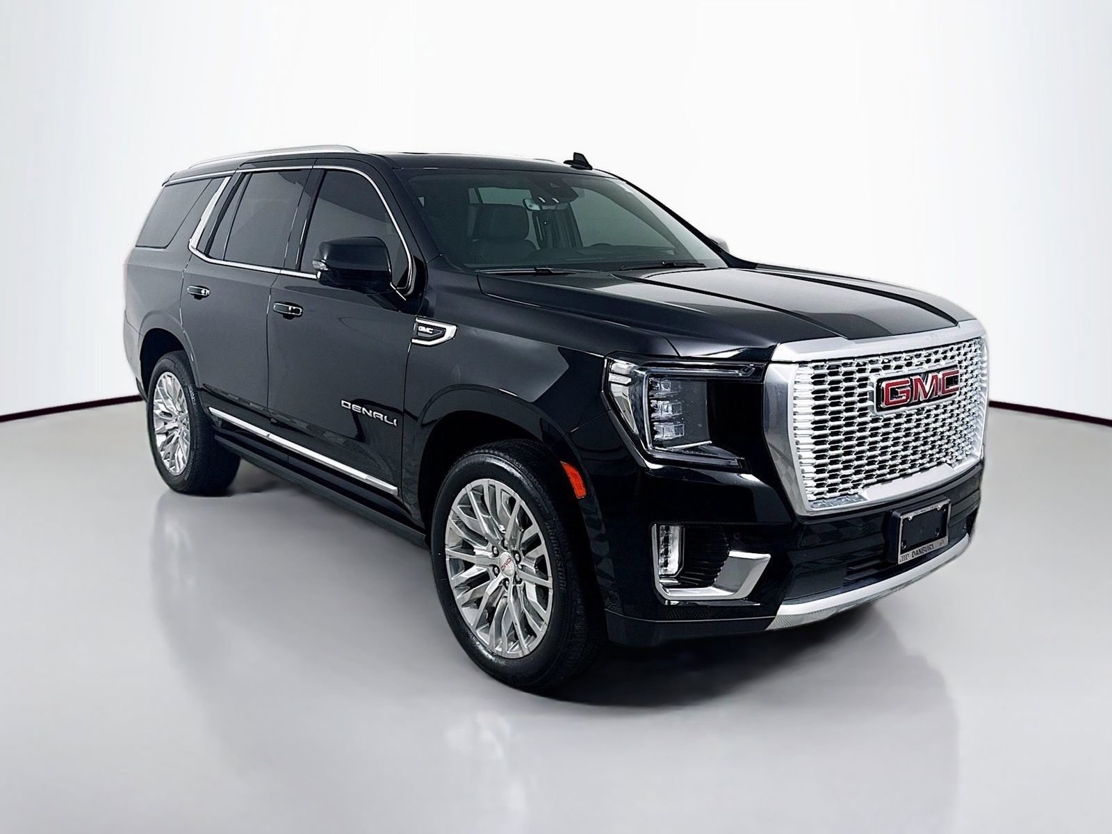 Used 2024 GMC Yukon Denali w/ Denali Reserve Package AWD/4WD image 7