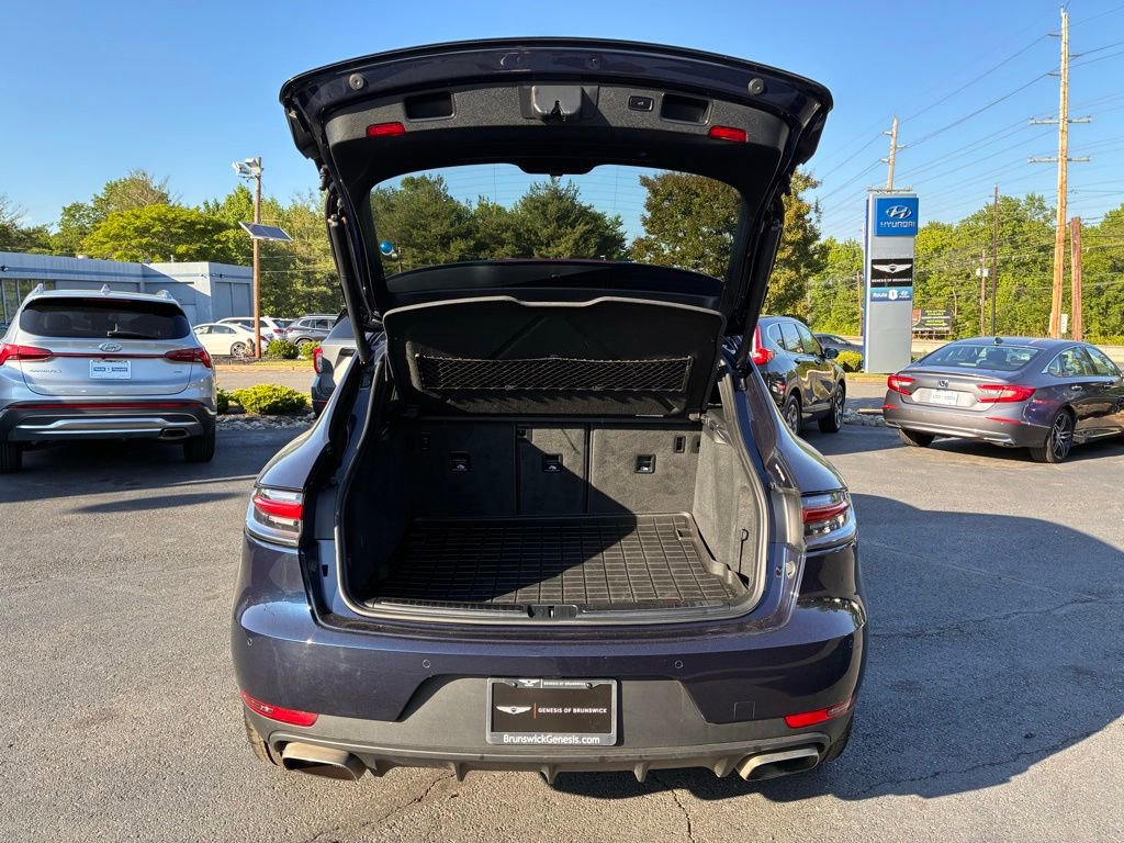 Used 2019 Porsche Macan AWD/4WD image 11