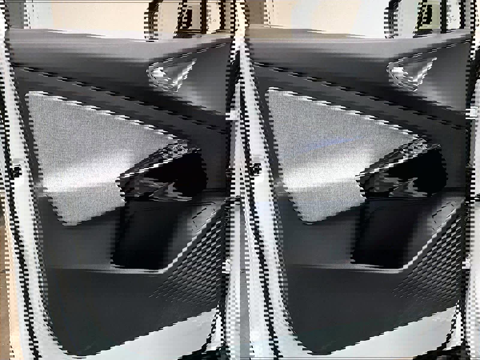 Used 2023 Volkswagen ID.4 Pro image 24