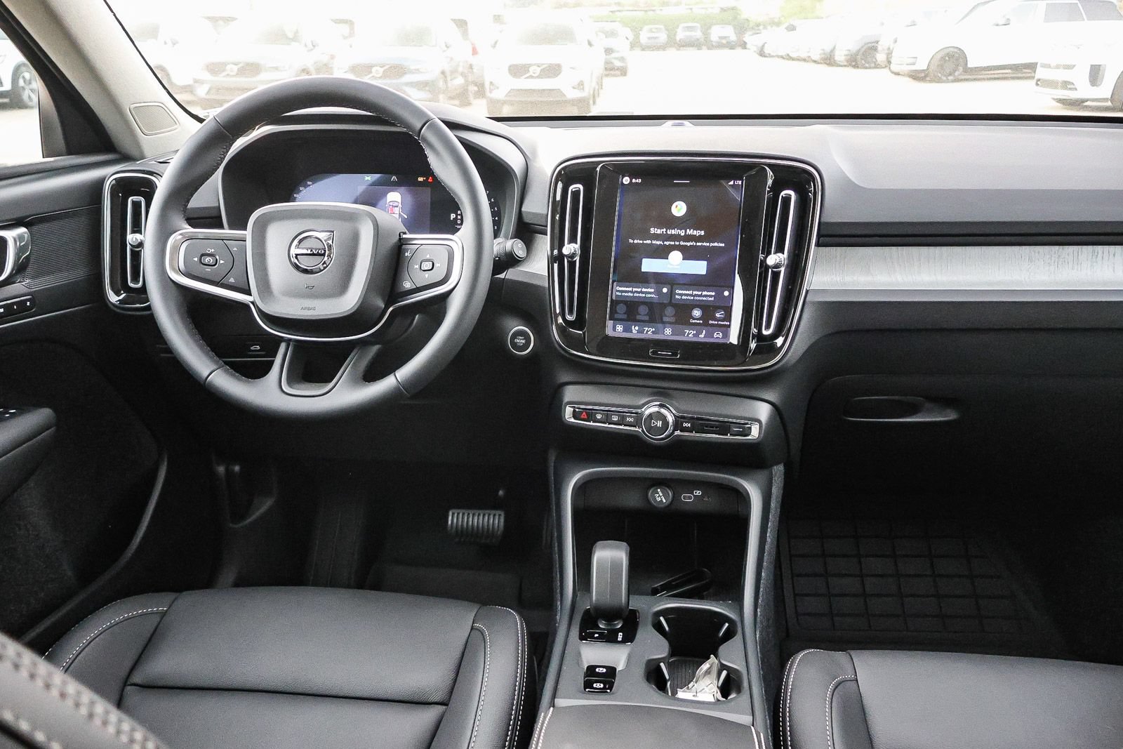 New 2026 Volvo XC40 B5 Core w/ Climate Package AWD/4WD image 22