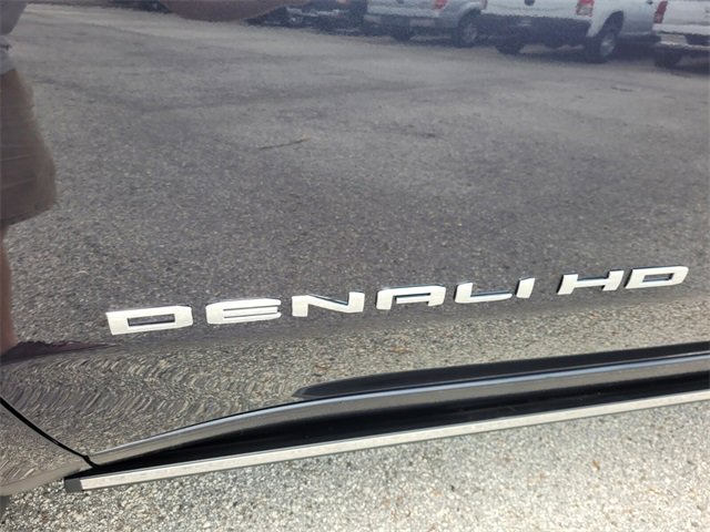 New 2025 GMC Sierra 2500 Denali w/ Denali Reserve Package image 4