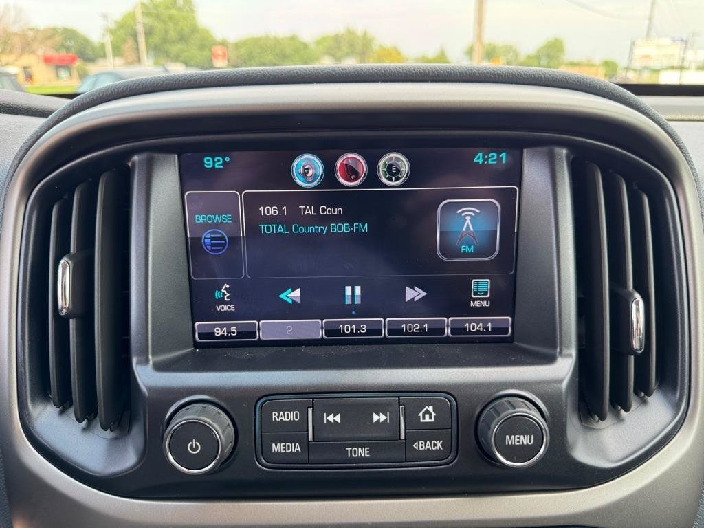 Used 2015 Chevrolet Colorado Z71 AWD/4WD image 37