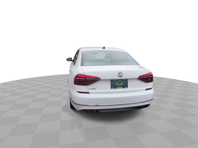 Used 2018 Volkswagen Passat 2.0T S image 7