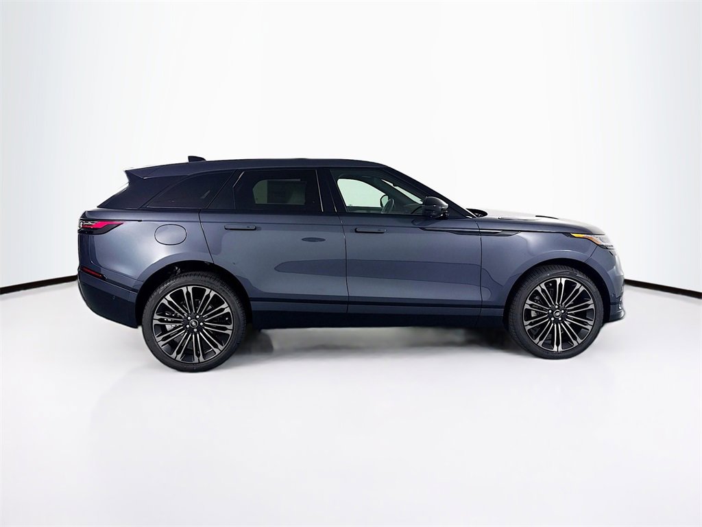 New 2026 Land Rover Range Rover Velar Dynamic SE image 4