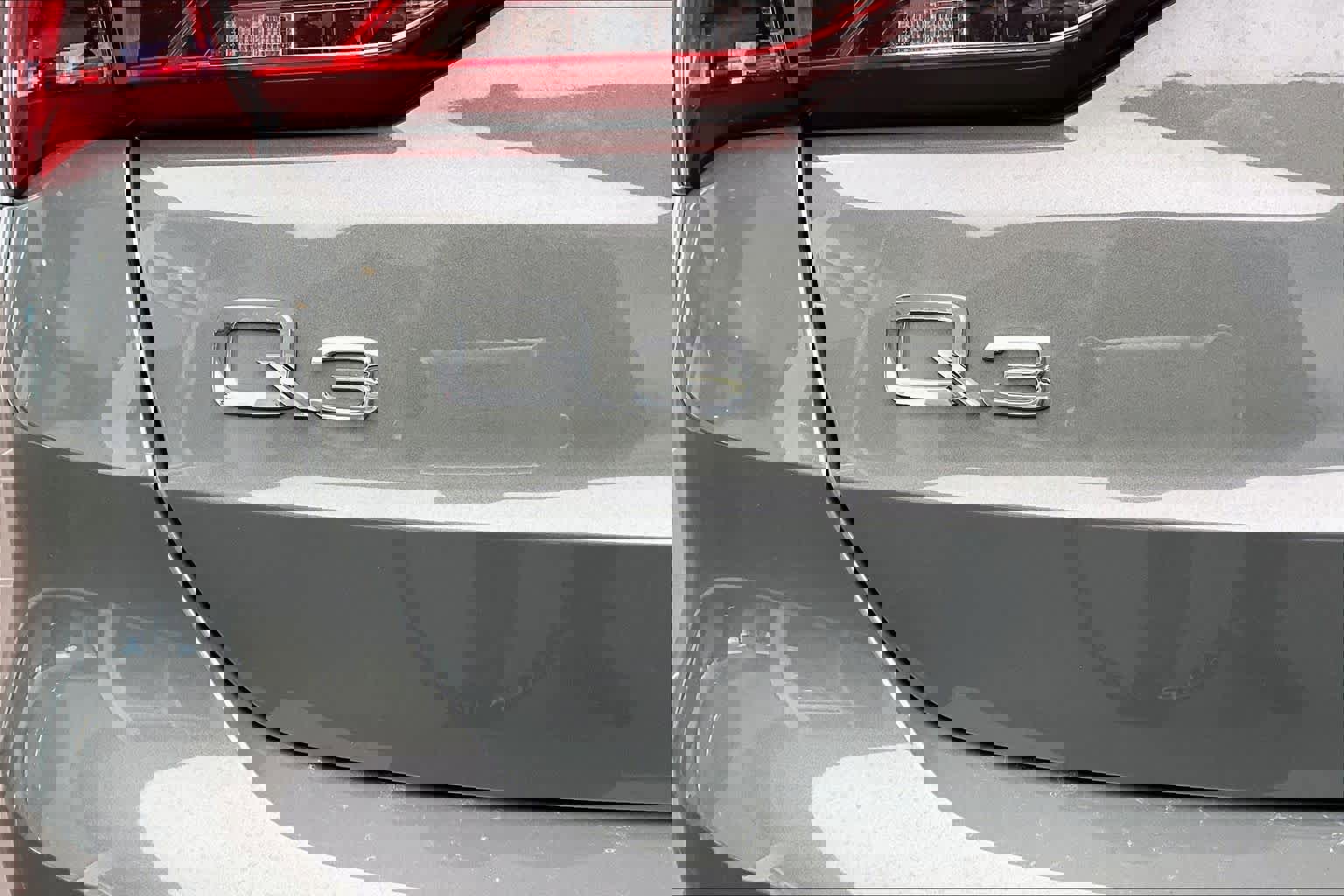 Used 2023 Audi Q3 2.0T Premium w/ Convenience Package image 32