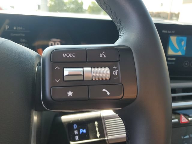 Certified 2025 Hyundai Santa Fe XRT AWD/4WD image 22
