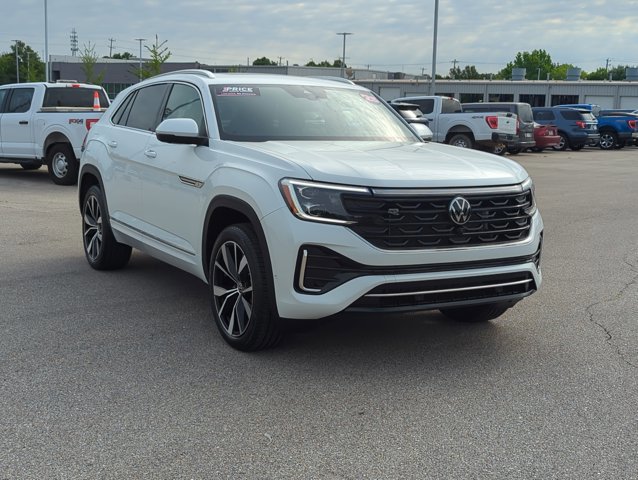 Used 2025 Volkswagen Atlas Cross Sport SEL Premium R-Line AWD/4WD image 3
